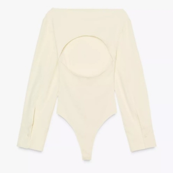 Chic Cream Open-Back Top - Picture 2 of 5